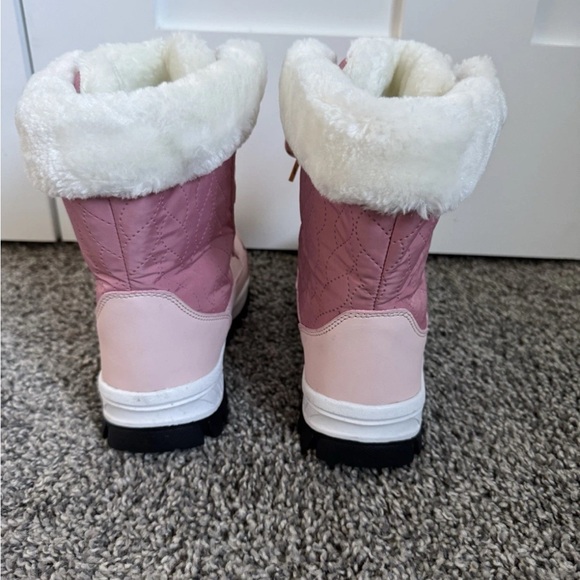 COOJOY Women's Size 7.5 Pink & White Faux Fur Lined Winter Boots - Picture 2 of 5